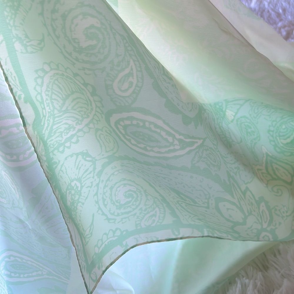 Simply Noelle Large Squarish Green & Cream Paisley Scarf